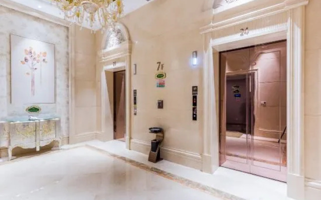 Vienna International Hotel (Zhongshan Old Town Huayi Plaza)