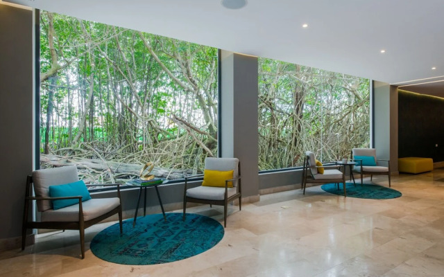 Location - 1 bdr - Rooftop Pool w Sea View - C408