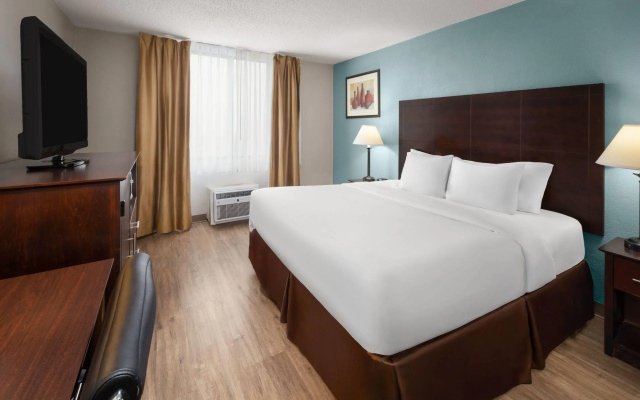 Wyndham Garden Romulus Detroit Metro Airport
