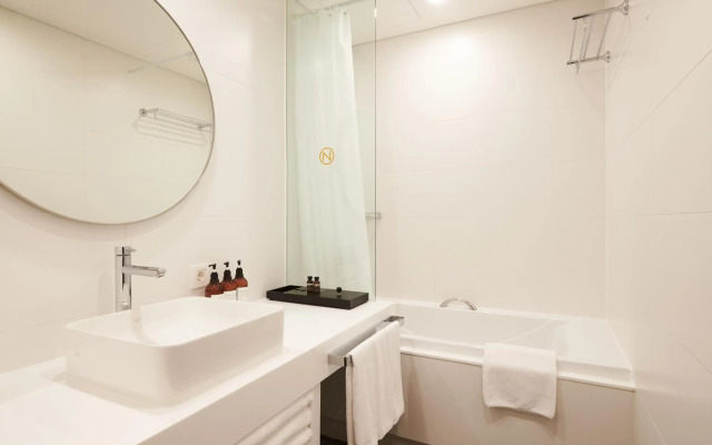 Courtyard by Marriott San Diego Central