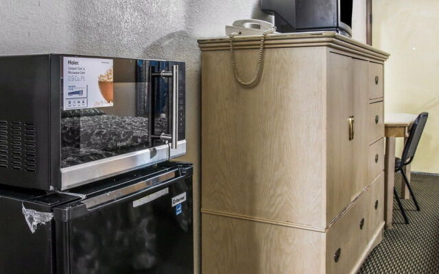 Days Inn Battle Creek