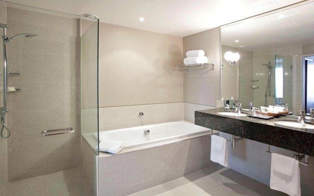 Pullman Auckland Hotel & Apartments