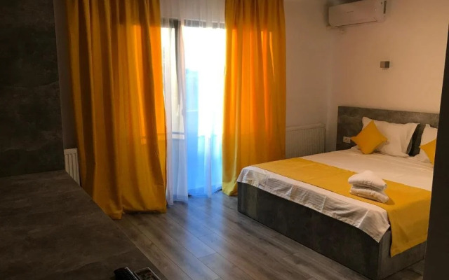 Mav Boutique Villa Cm