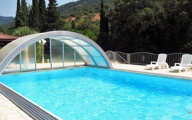 House With in Collobrières With Wonderful Mountain View P