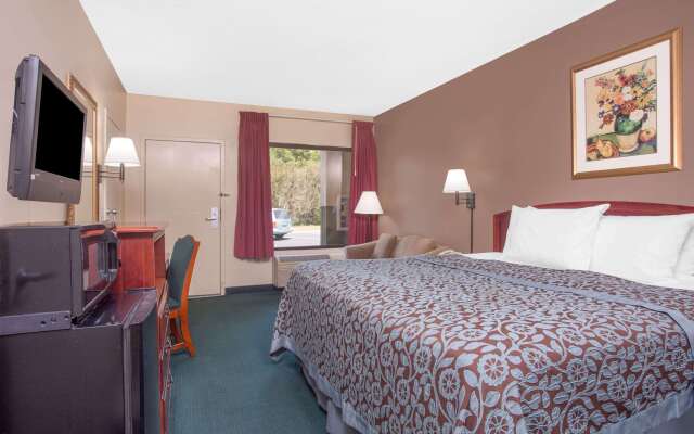 Days Inn by Wyndham Dublin GA