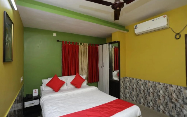 OYO 15114 Ivy Hotel