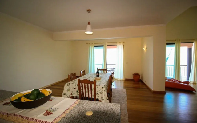 Paradise Ocean View by Analodges