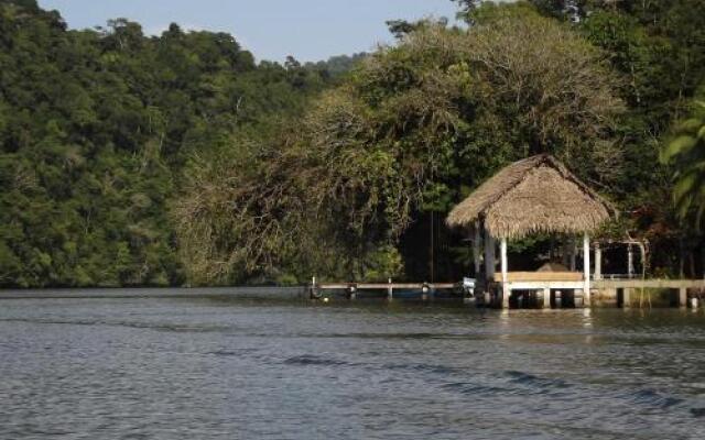 Palmeras del Río Hotel