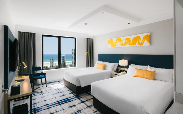 voco Gold Coast by IHG