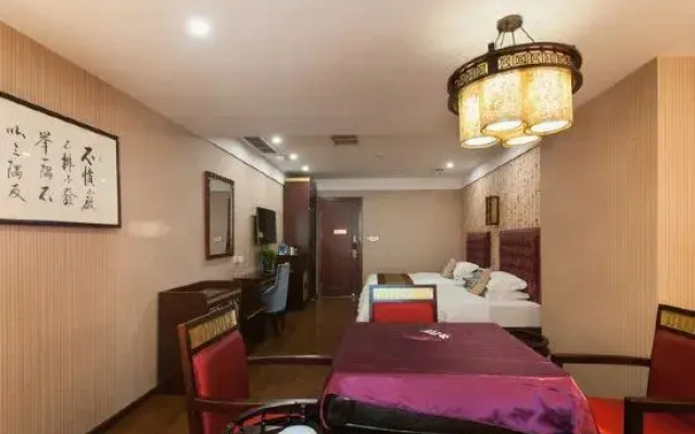 Longzhou Hotel (Chongqing Daping Times Tianjie)