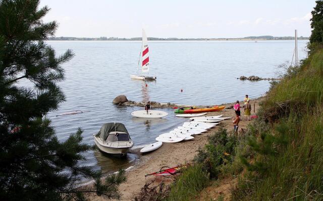 Apartment in Neuendorf Near Achterwasser