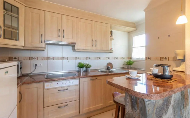 112-Apartamento soleado con vistas al mar