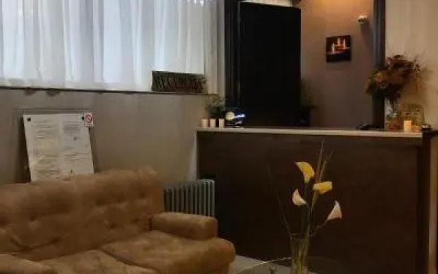 Golden Inn Hotel
