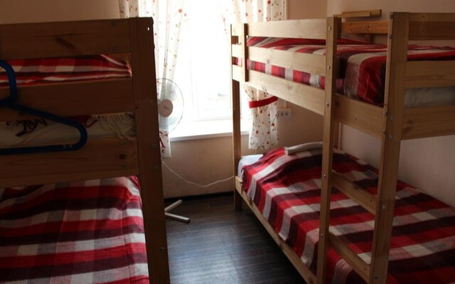 Gorky 6 Hostel