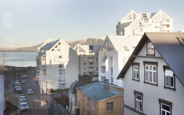 Planet Apartments