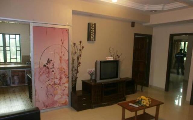 Jarzmin 3 Rooms Apartment