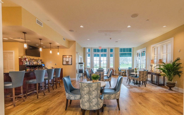 Natchez Grand Hotel & Suites On the River