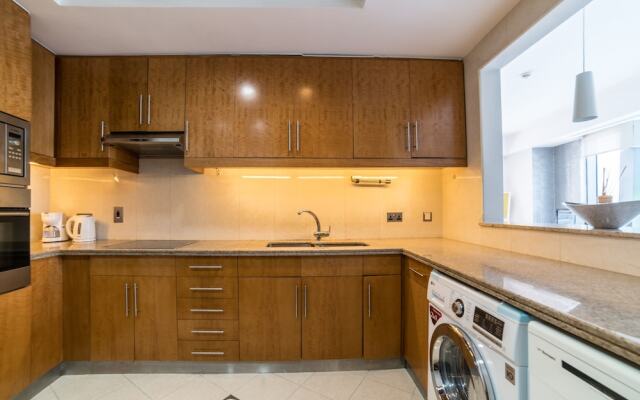 Vacation Bay - Trident Grand Residence