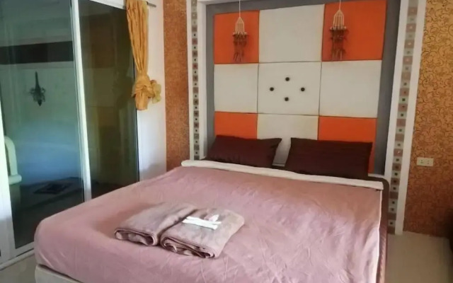 Petpumok Wangnamkhiao Hotel
