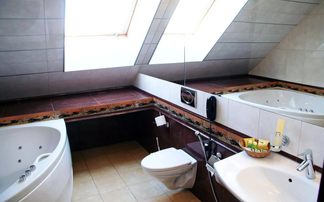 Стоуни Айлэнд на Каменноостровском