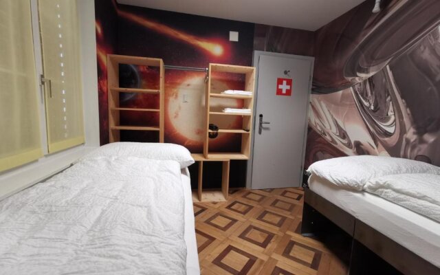 Hotel16 by Messe & Stadion Suisse in Minuten & Late Check-in