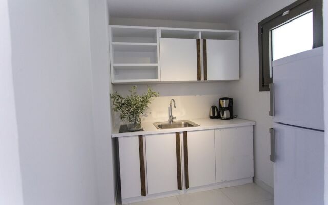 Golden Bay Suites & Maisonettes
