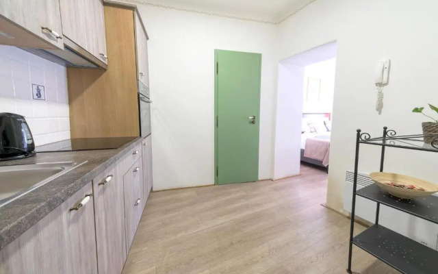 Nobles Apartments