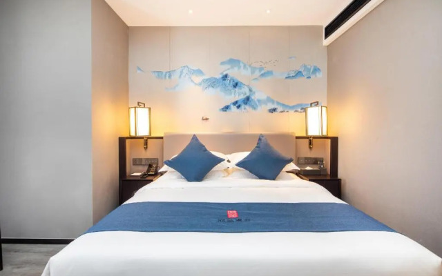 Rezen Dong Hotel (Hangzhou Xixi Longhu Paradise Walk)