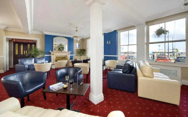 The Carlton Hotel