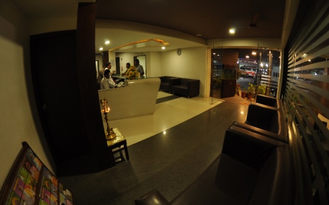 Vijey Hotels - Trichy Central