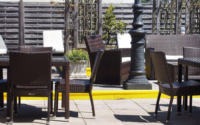Mayfair Hotel