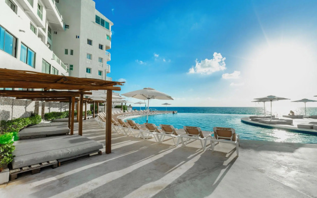 Cyan Cancun Resort & Spa