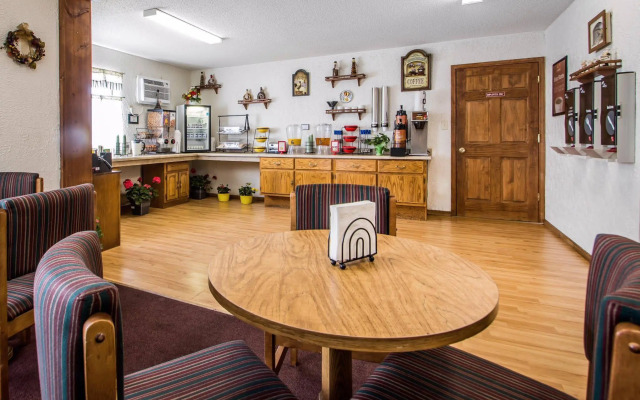 Econo Lodge La Crosse North