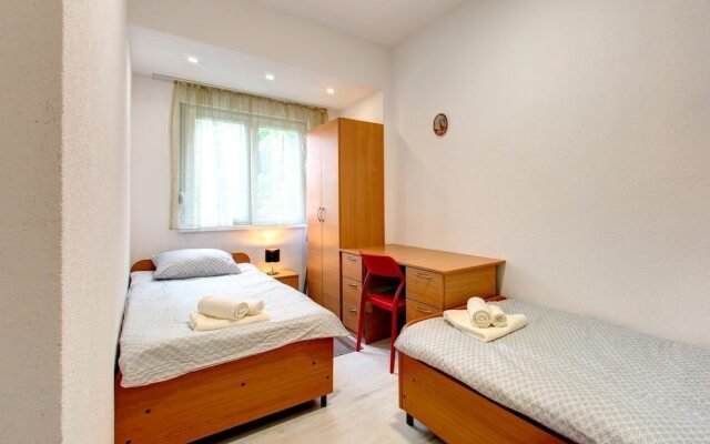 Inner City Apartment