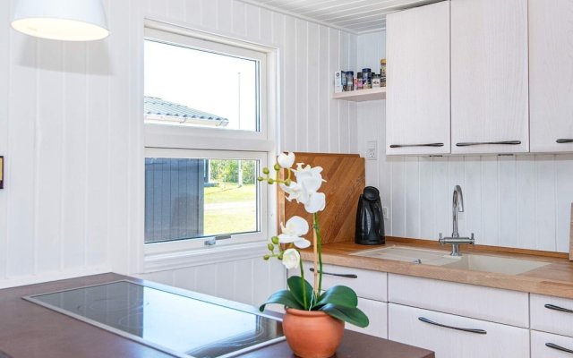 6 Person Holiday Home in Løgstør
