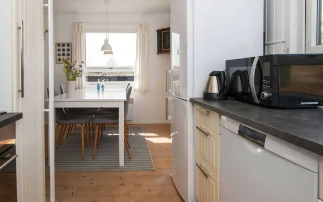 Simplistic Holiday Home in OksbÃ¸l near Sea