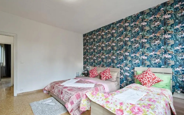 R&R Apartment