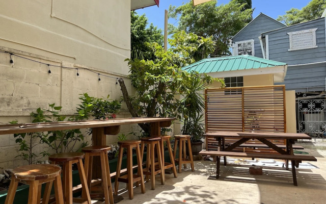One South Place Hotel