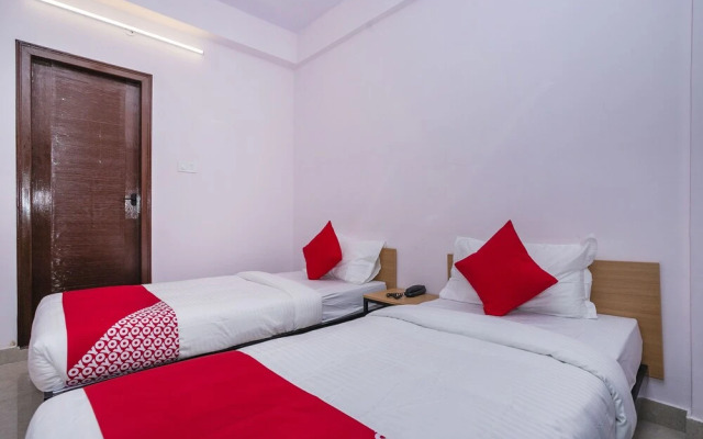 Oyo Flagship 30074 Electronic City