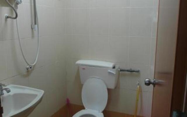 Jarzmin 3 Rooms Apartment
