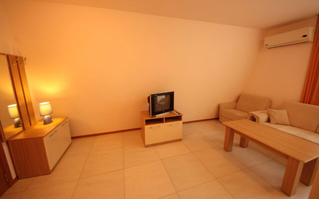 Menada Grand Kamelia Apartments