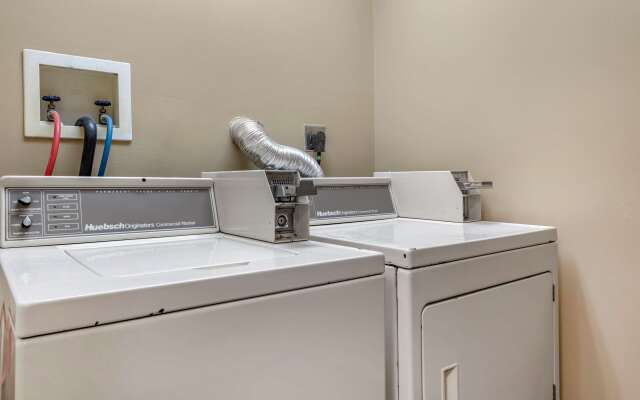 Comfort Suites Mason near Kings Island