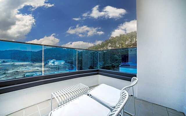 Changwon Masan Ocean View Hotel