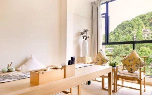 Qingcheng Mountain - Luxury Wuliuzhuang