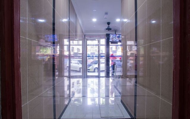 OYO 44015 Mk Inn Hotel