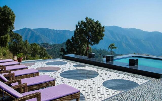Blue Pine Resort