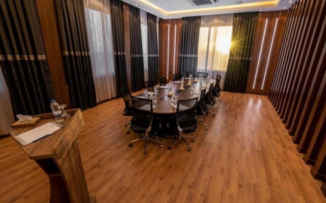 Yarmouk International Hotel