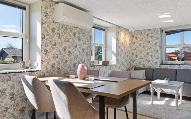 Coastal Charm: Cozy Holiday Home in Lokken
