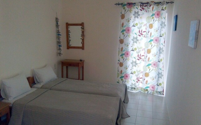 AndysGardens Hotel