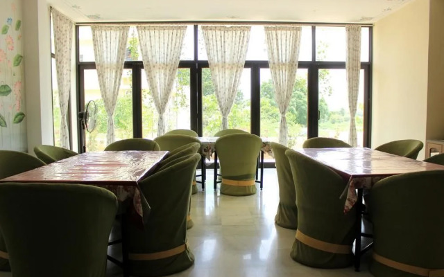 Devraj Villa - Luxury Pool Villa Udaipur